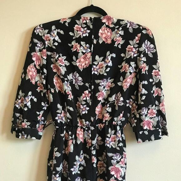 Vintage 8 floral dress black cream lace 1970s cottagecore - Picture 9 of 10